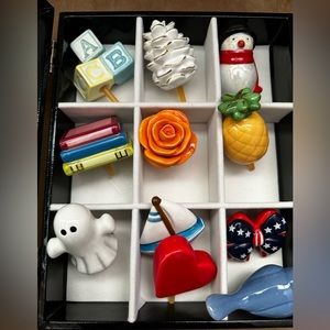 Nora Fleming minis set with storage